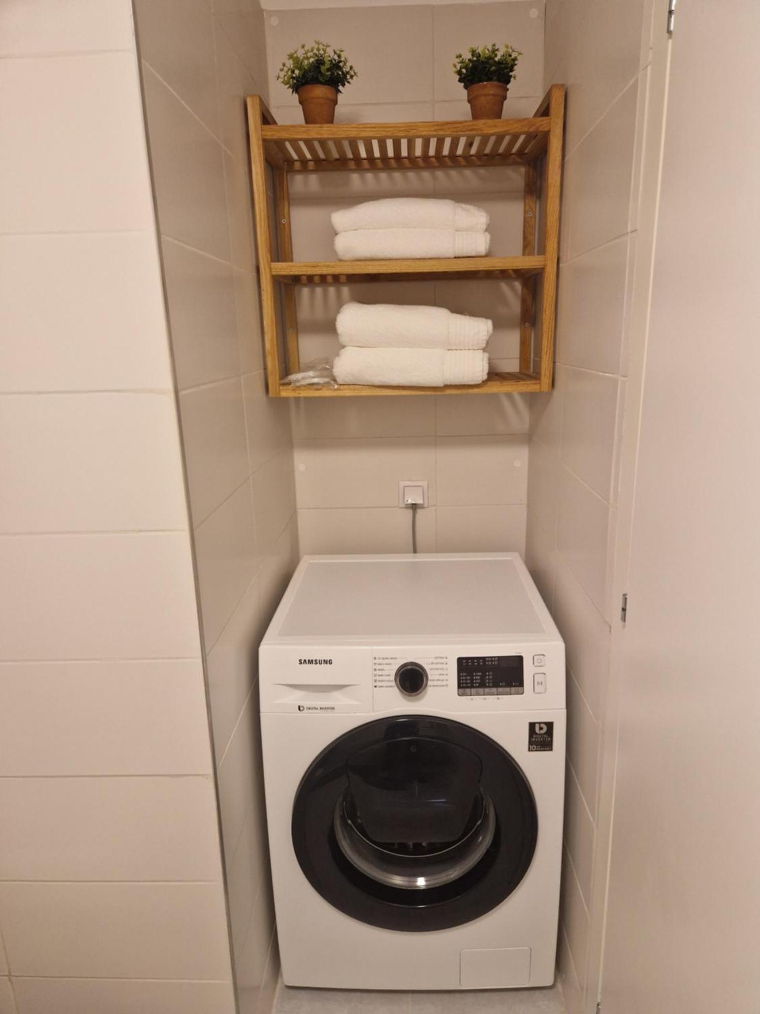 Irema Sunset View Studio Pallady Букурещ Екстериор снимка